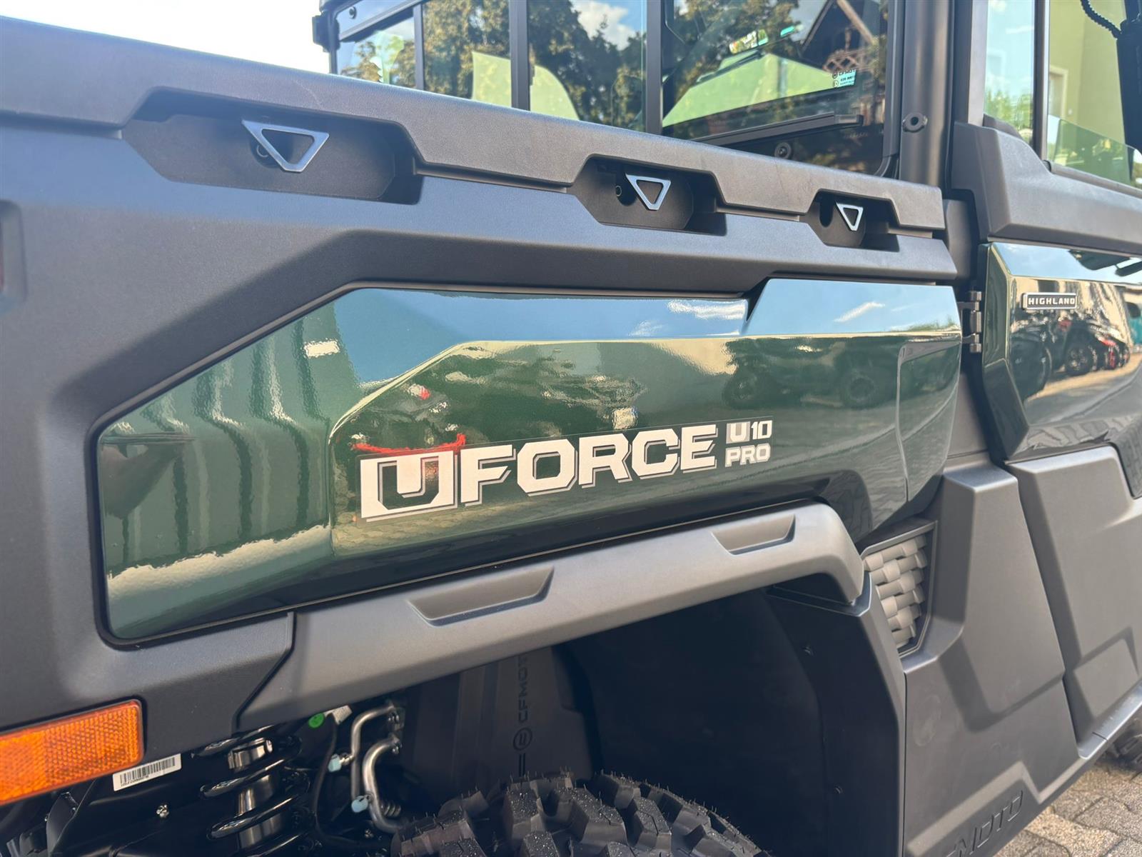 CFMOTO UFORCE U10 Pro Highland T1b ABS